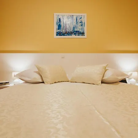 Riva Bed & Breakfast 4*