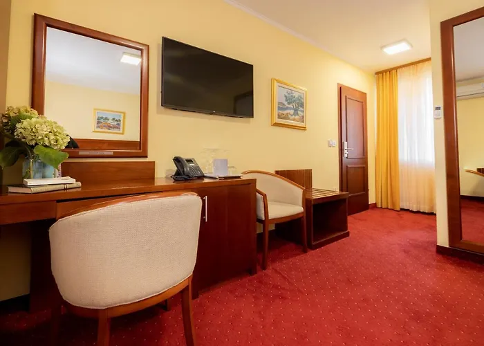 Riva 4*
