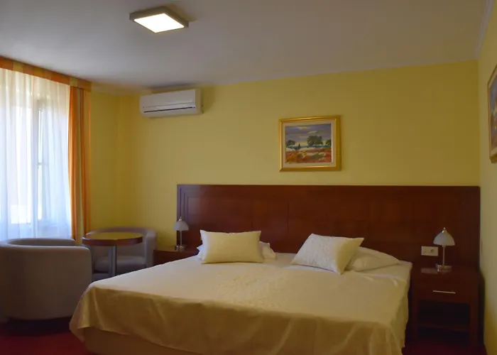 Riva 4*