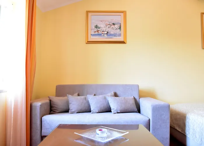 فندق مبيت وإفطار Riva 4*