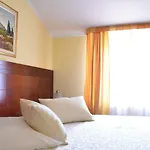 Riva 4* ماكارسكا